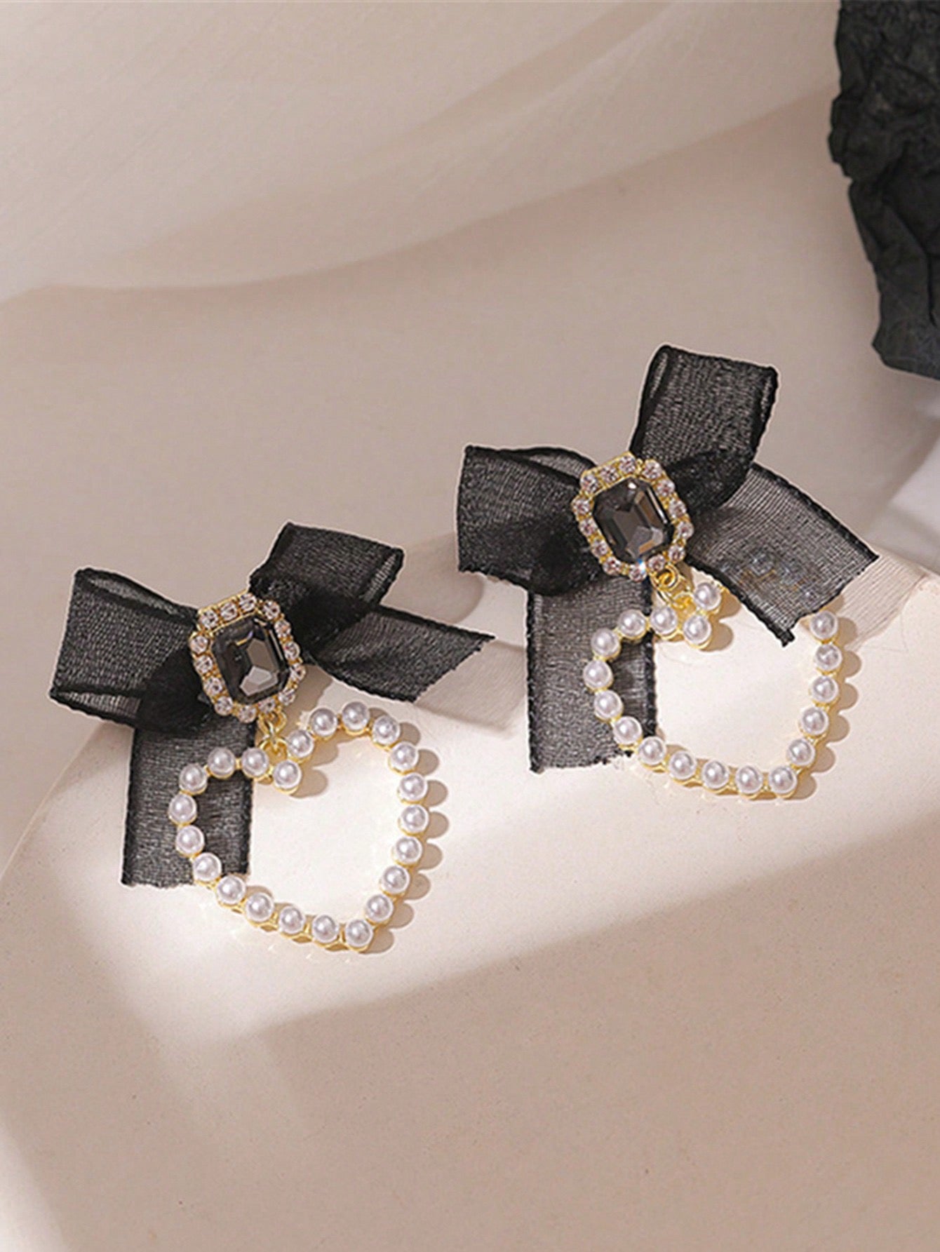 Fabulous Woman Lina Love Heart Earrings